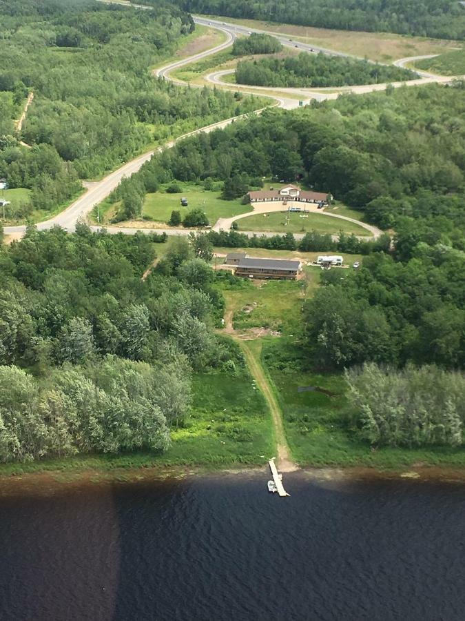 Lakeview Motel Jemseg Buitenkant foto